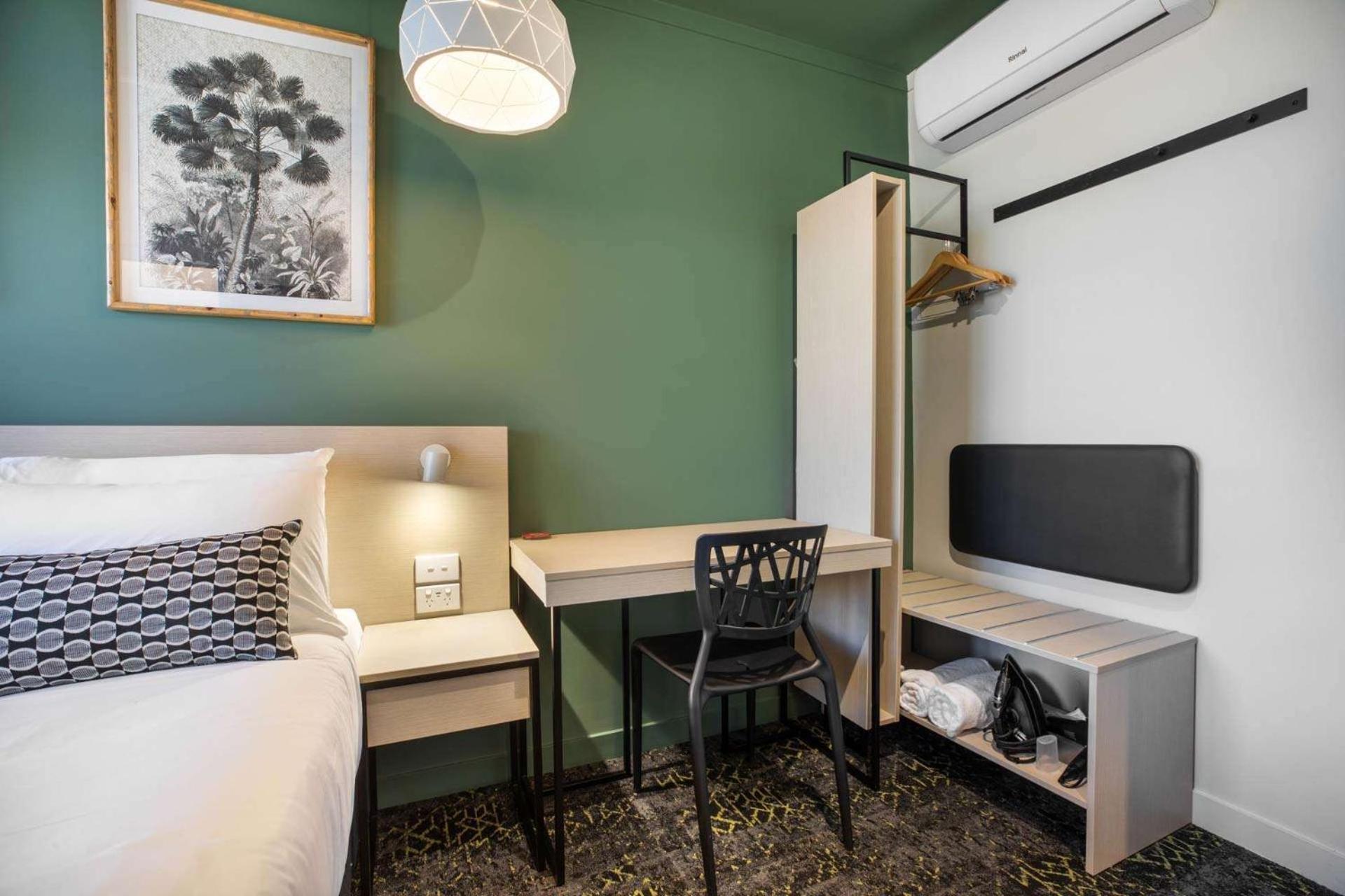 Nightcap At Morwell Hotel Экстерьер фото
