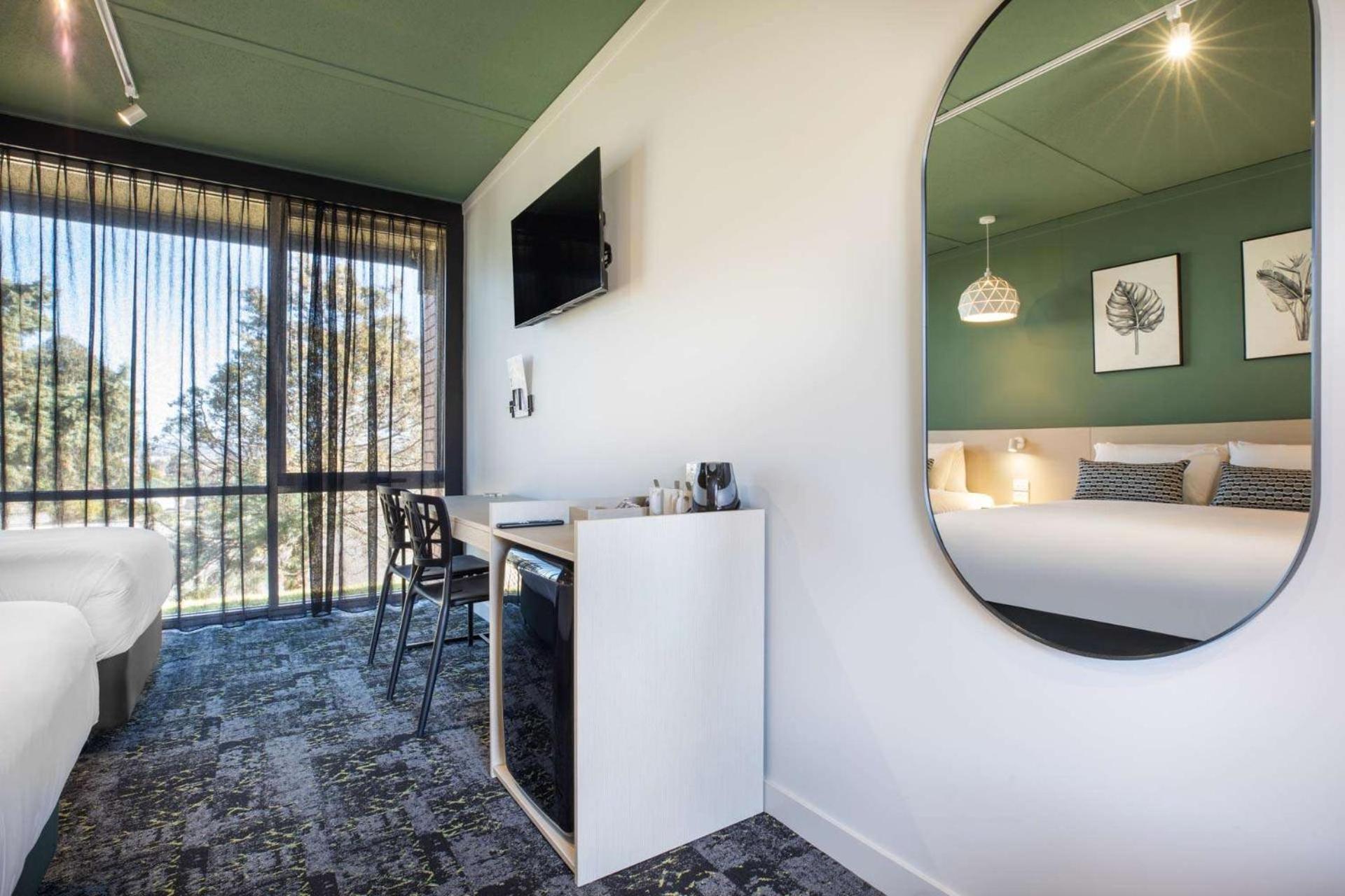 Nightcap At Morwell Hotel Экстерьер фото